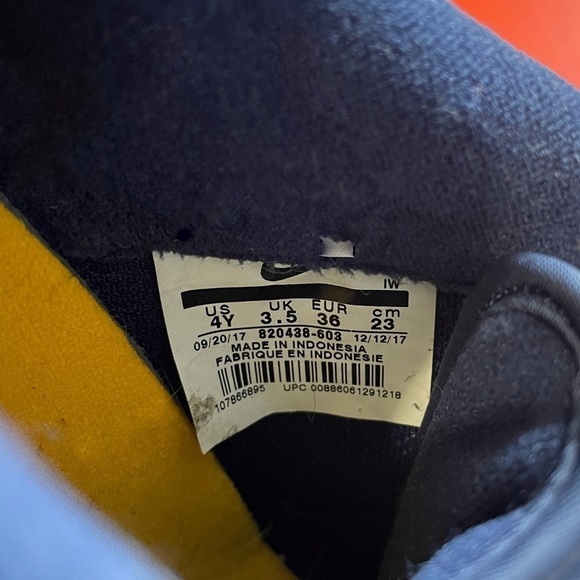 ✨ Nike Air Force 1s Rare Low “4th of July” Red White Blue 07 LV8 Size 4Y - Picture 9 of 12